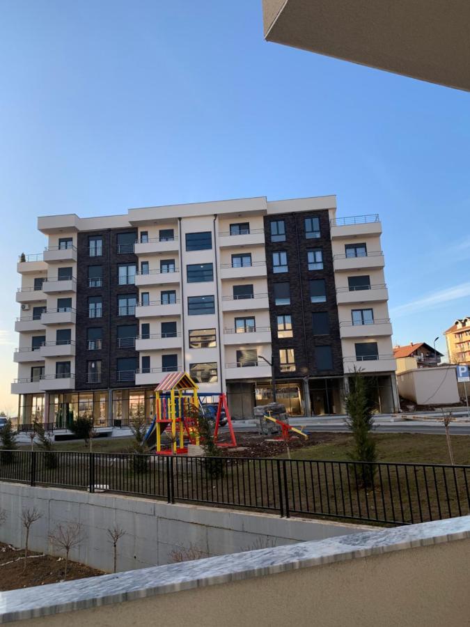 Plis Apartments 'Prishtina' Prishtinë Ngoại thất bức ảnh